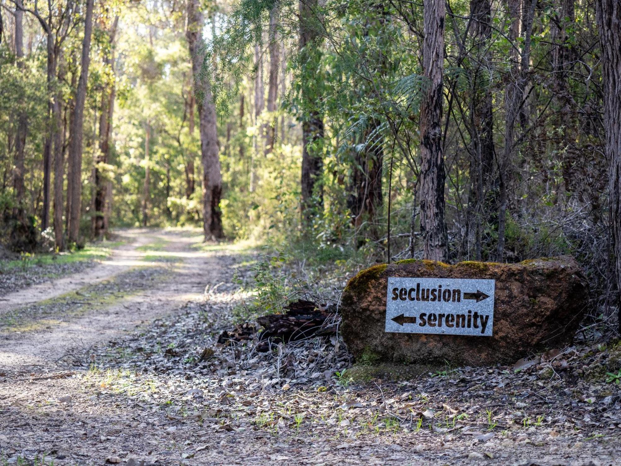 Jarrah Grove Forest Retreat - Adults Only Luxury Chalet Rosa Glen Екстериор снимка