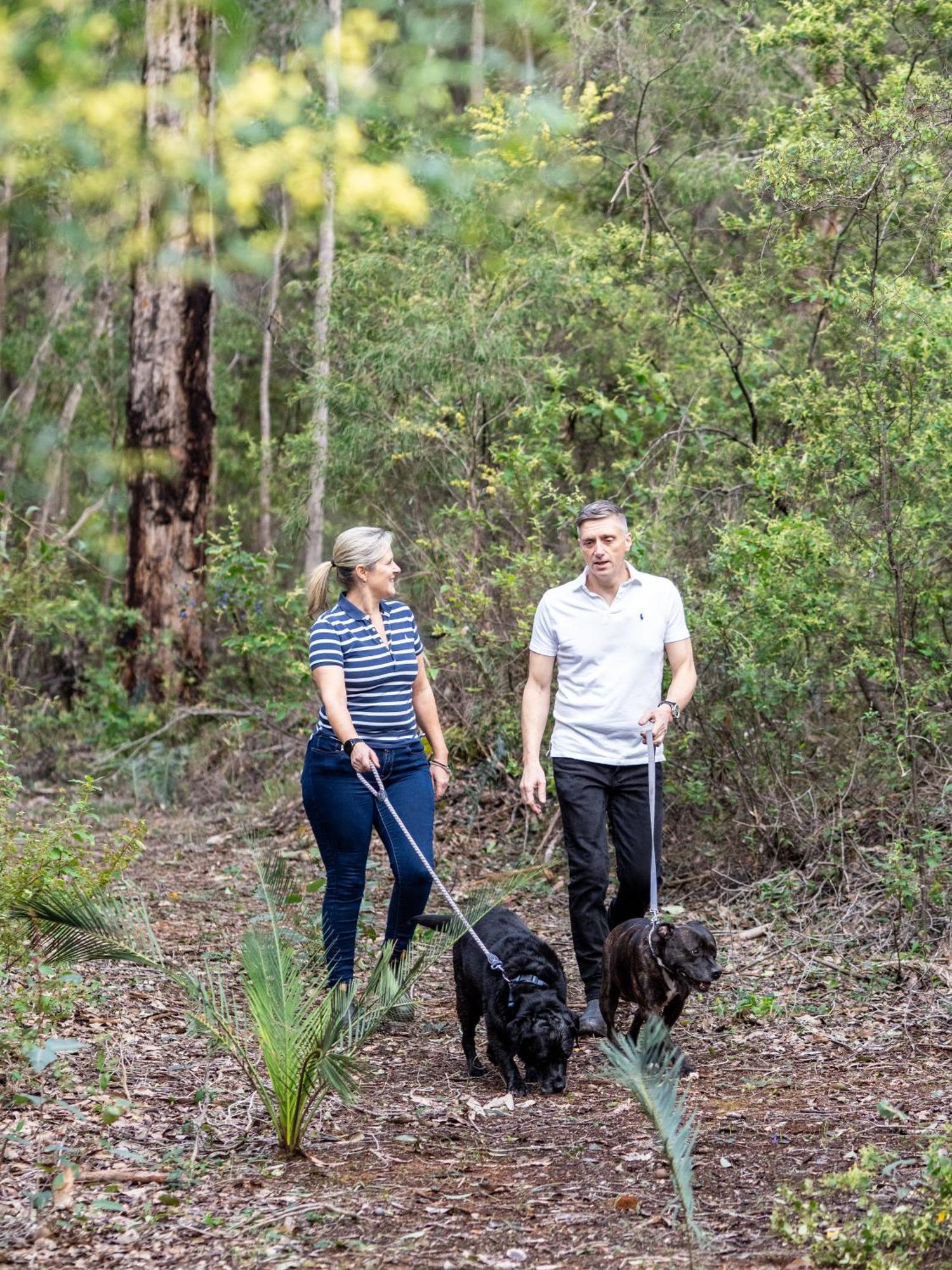 Jarrah Grove Forest Retreat - Adults Only Luxury Chalet Rosa Glen Екстериор снимка