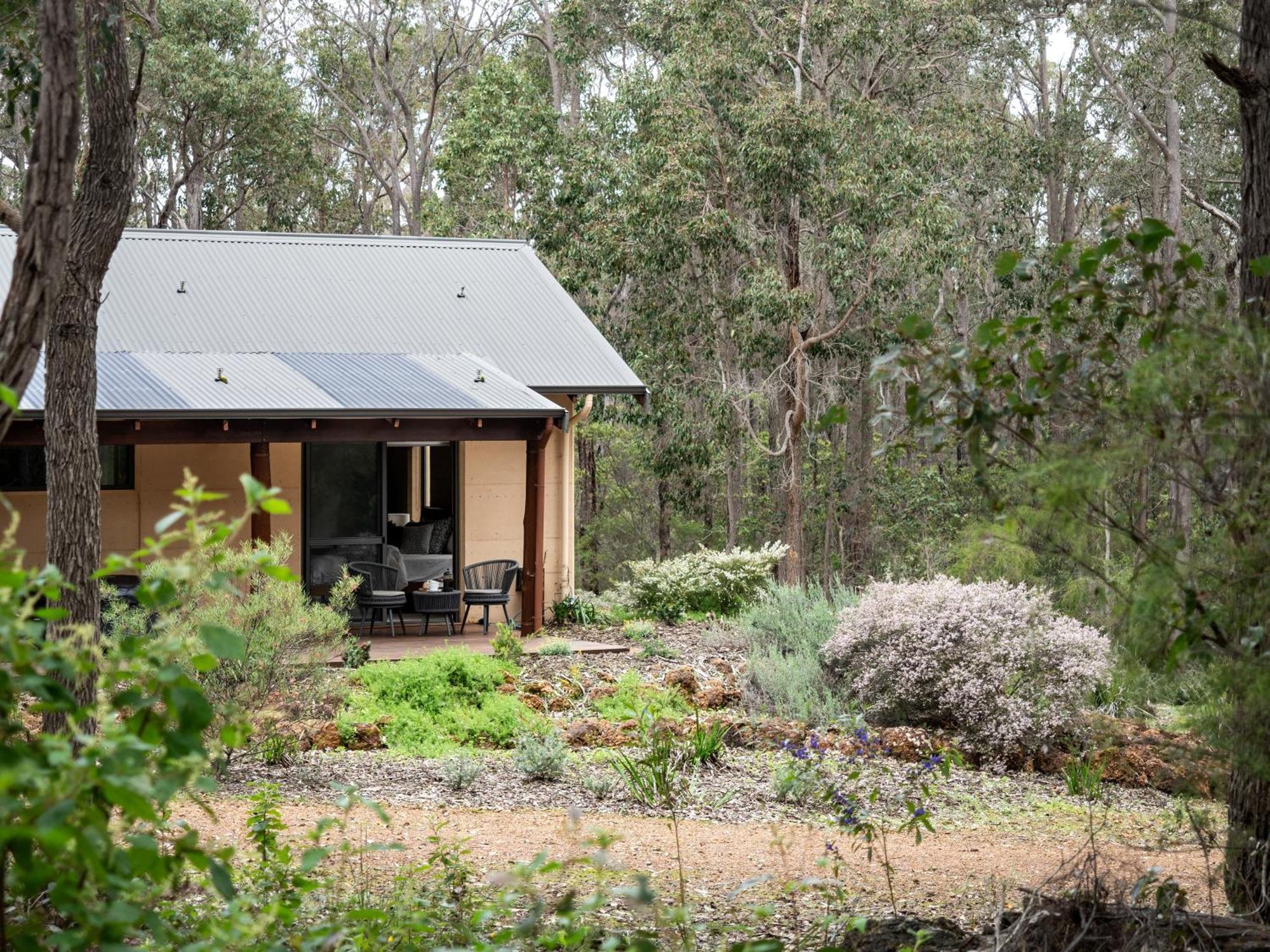 Jarrah Grove Forest Retreat - Adults Only Luxury Chalet Rosa Glen Екстериор снимка