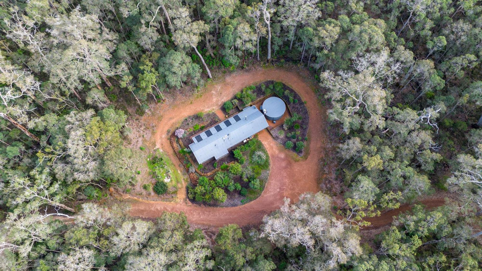 Jarrah Grove Forest Retreat - Adults Only Luxury Chalet Rosa Glen Екстериор снимка