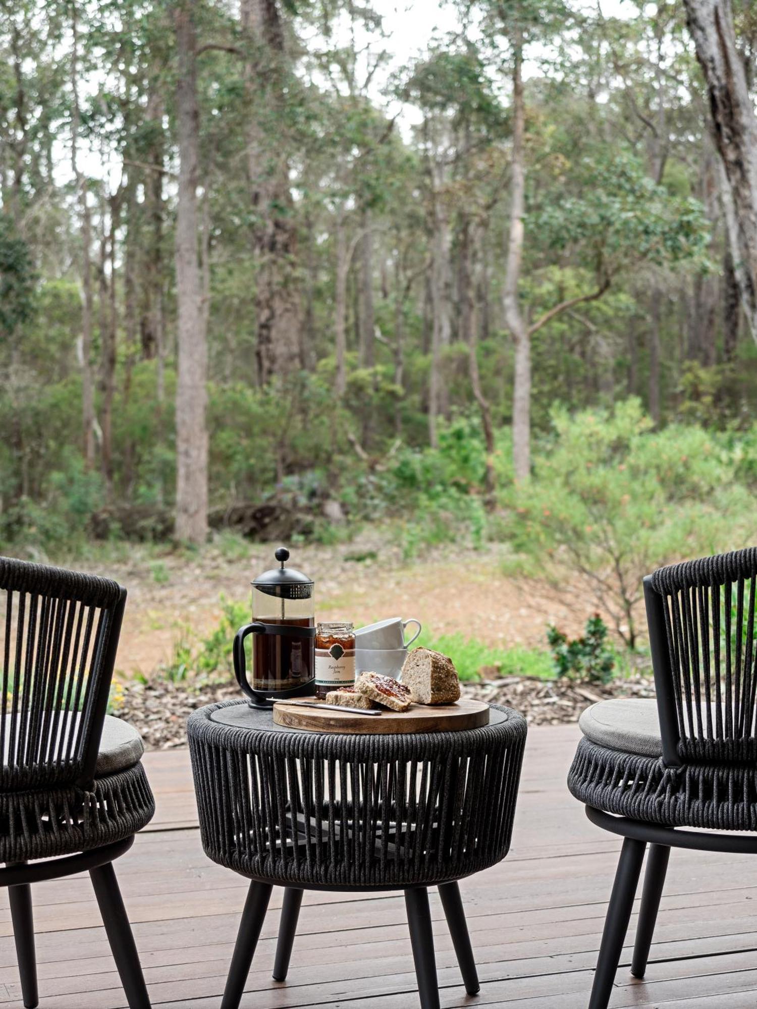 Jarrah Grove Forest Retreat - Adults Only Luxury Chalet Rosa Glen Екстериор снимка