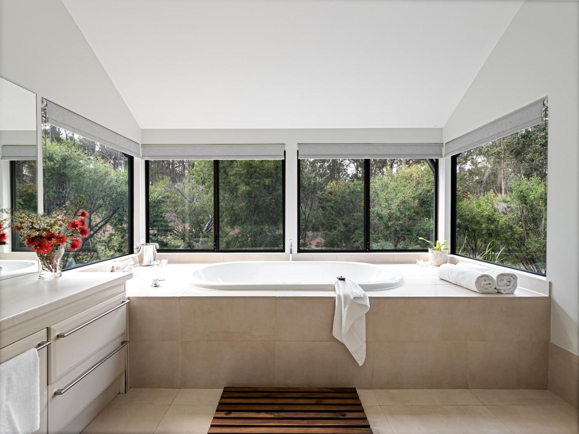Jarrah Grove Forest Retreat - Adults Only Luxury Chalet Rosa Glen Екстериор снимка